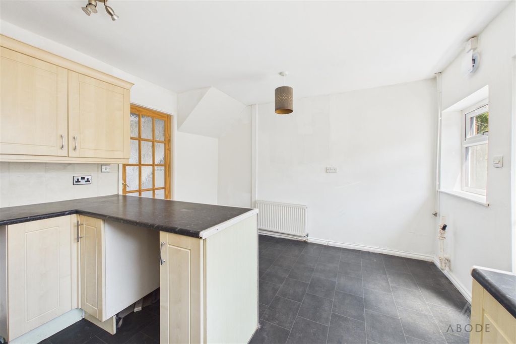 Property photo 3 of 10 Cam02544G0-Pr0405-Still002.Jpg