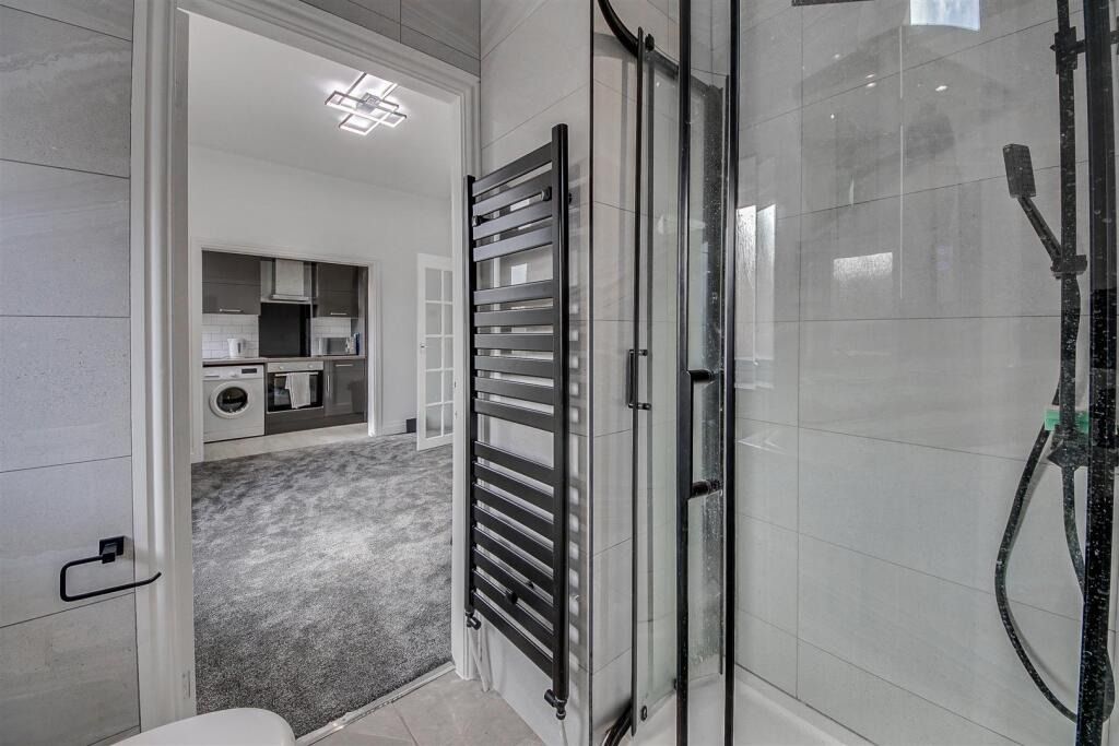 Property photo 2 of 16 4318413