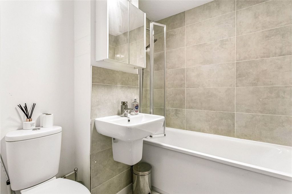 Property photo 1 of 13 Picture No. 01