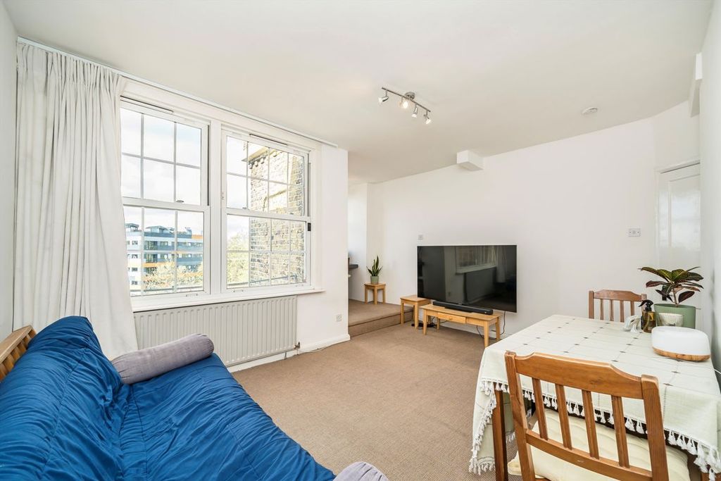 Property photo 2 of 4