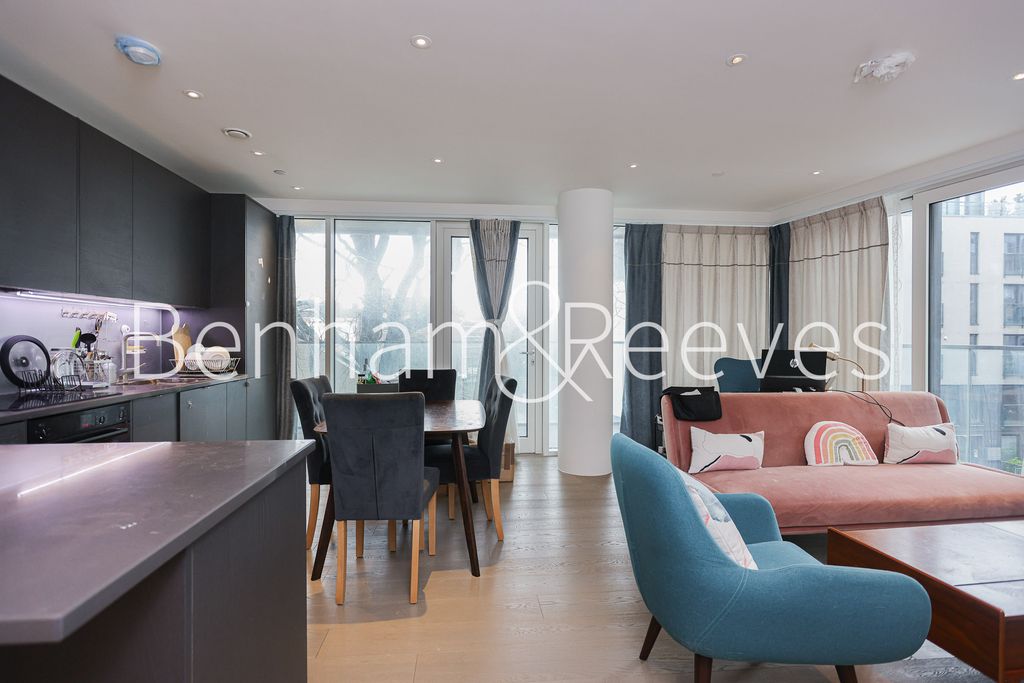 Property photo 2 of 12 Furnished