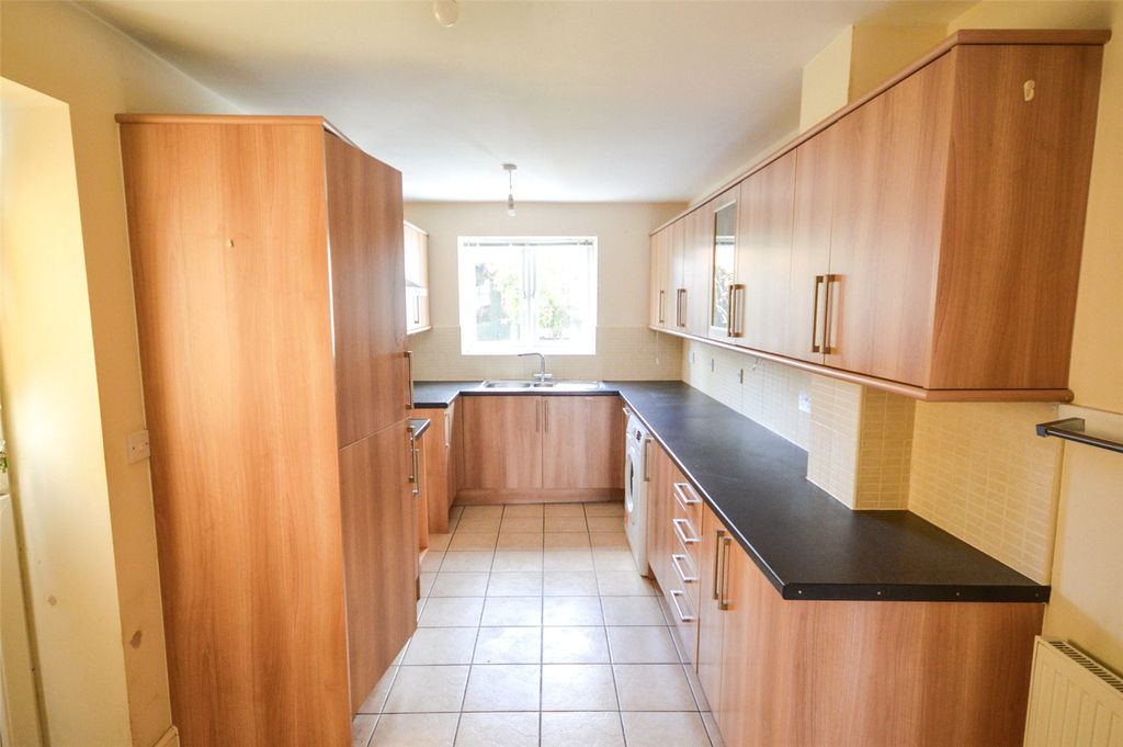 Property photo 2 of 14 Picture No. 51