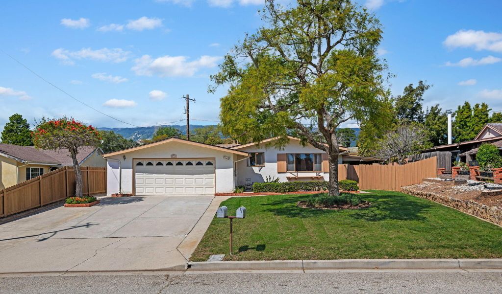 Property photo 2 of 10 <Alttext/>