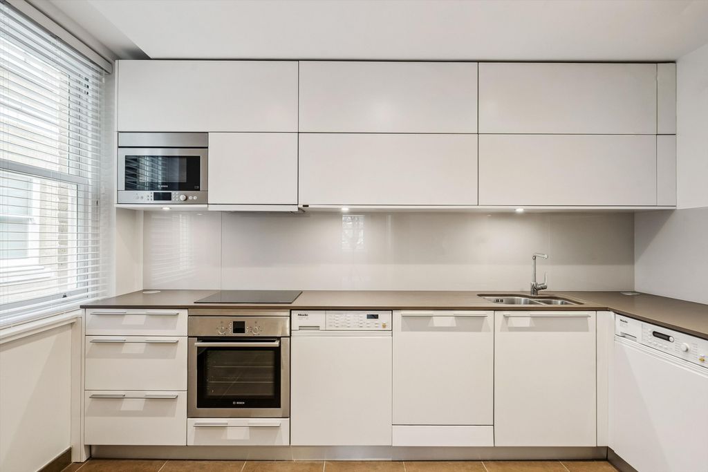 Property photo 2 of 9 Image