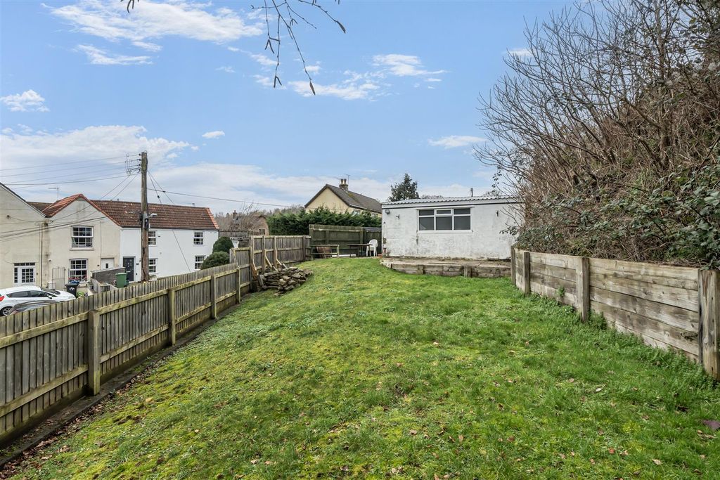 Property photo 3 of 21 Rear/Side Garden