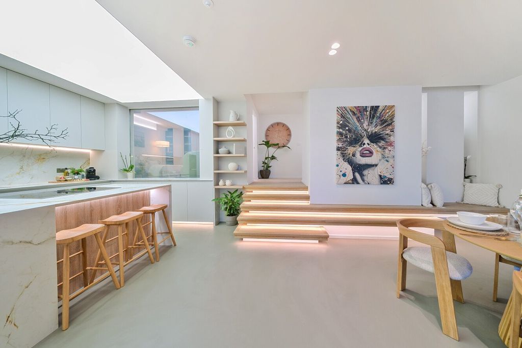 Property photo 1 of 12 Picture No. 14