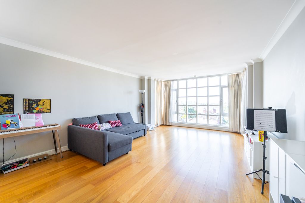 Property photo 1 of 10 Mba02764