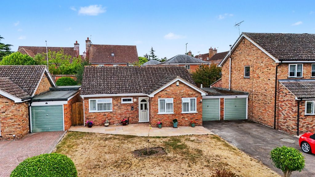 Property photo 1 of 11