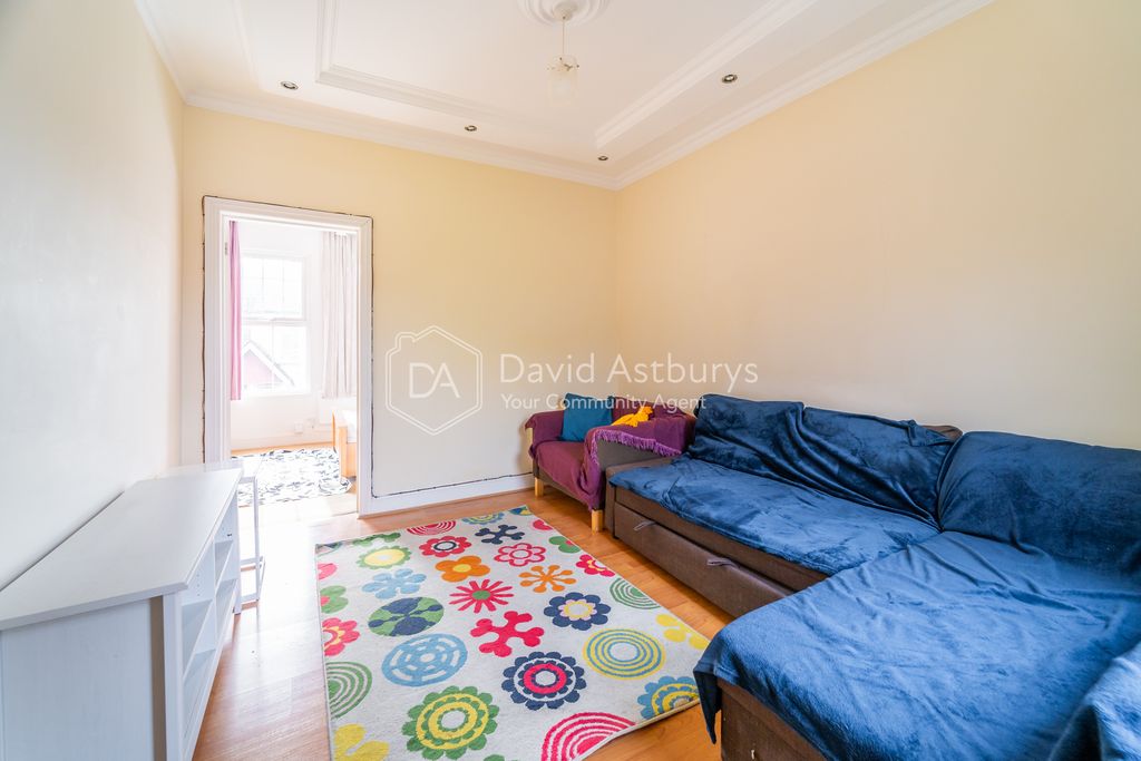 Property photo 3 of 11 Ndb04808