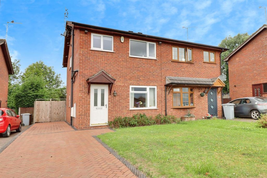 Property photo 1 of 17
