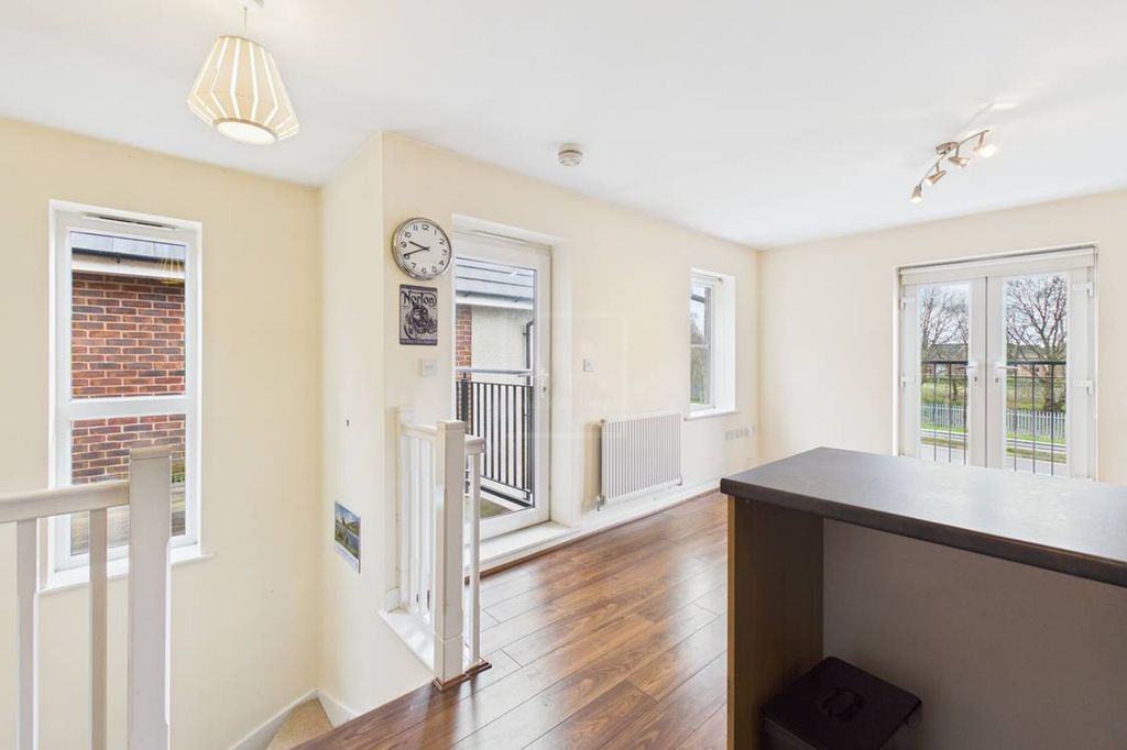 Property photo 3 of 13 Kitchen Hallway