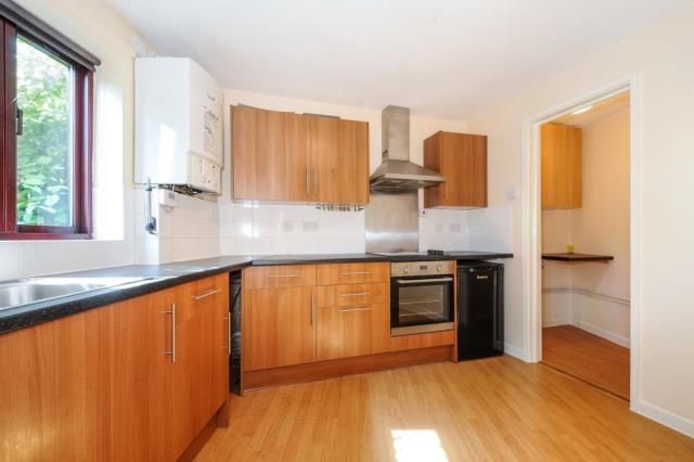 Property photo 2 of 8 Kitchen