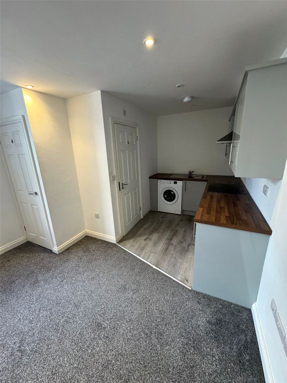 Property photo 2 of 5 Picture No. 01