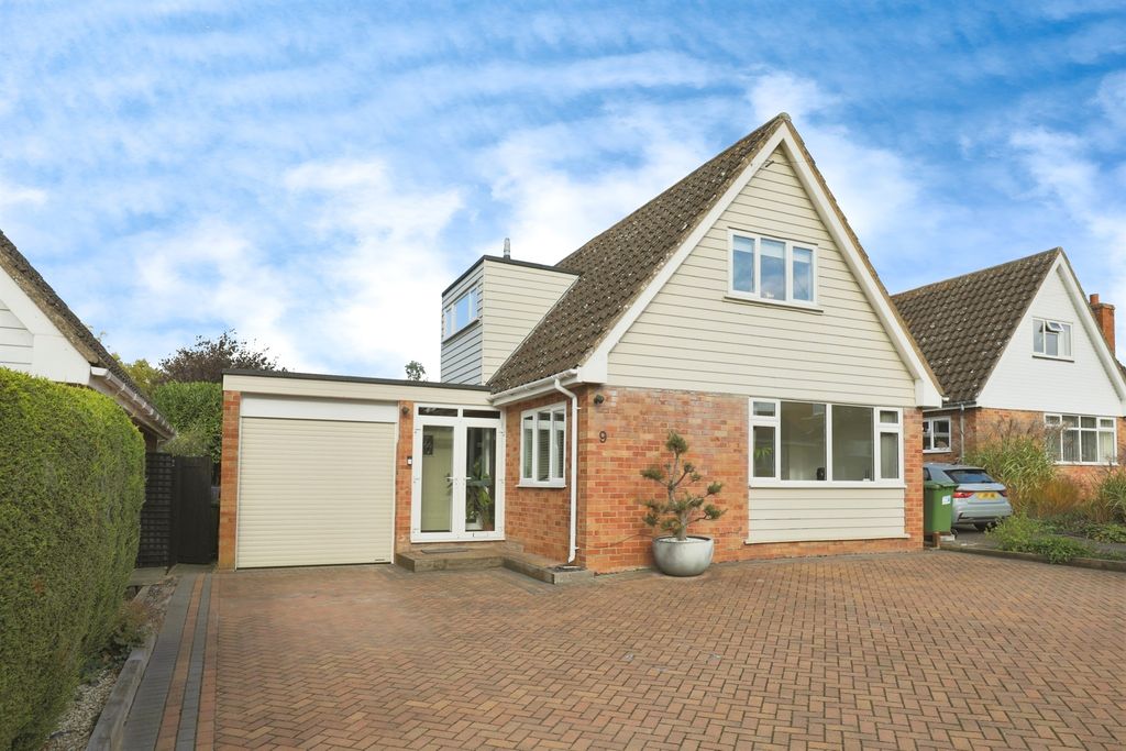 Property photo 1 of 17