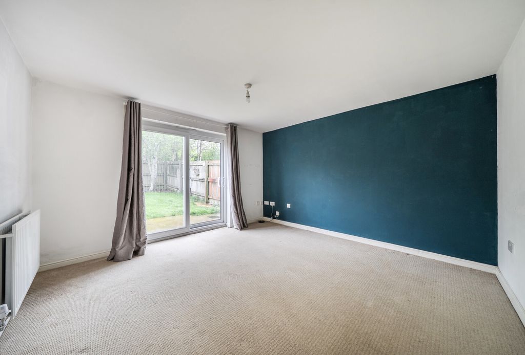 Property photo 2 of 22 1448096-10-69E257...