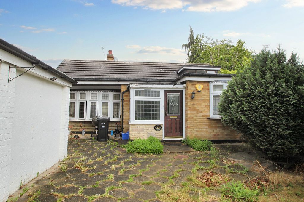 Property photo 1 of 11