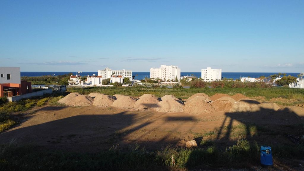 Property photo 2 of 21