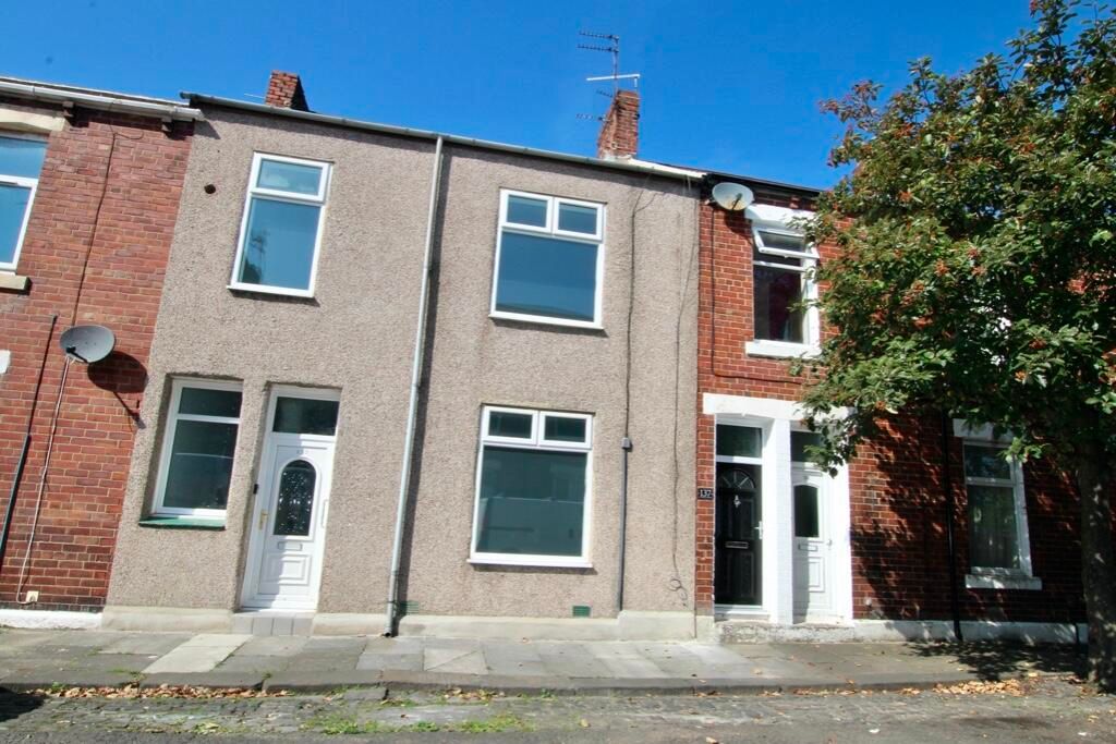 Property photo 1 of 20