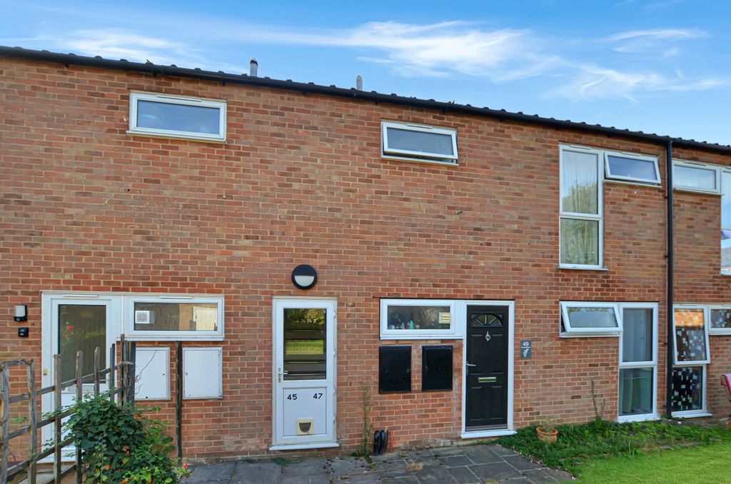 Property photo 1 of 8