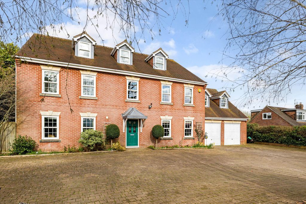 Property photo 1 of 17 Image