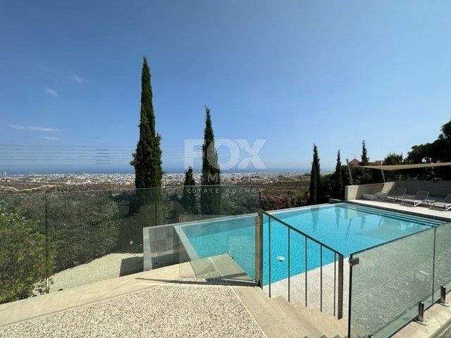 Property photo 1 of 14 Luxury 5 Bedroom Villa With Panoramic Sea Views In Limassol