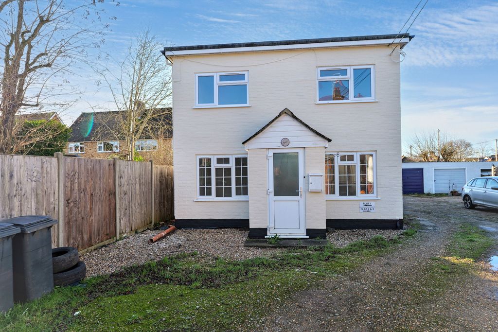 Property photo 1 of 21 69 Headley Road, Liphook, Hampshire, Gu30 7Pr