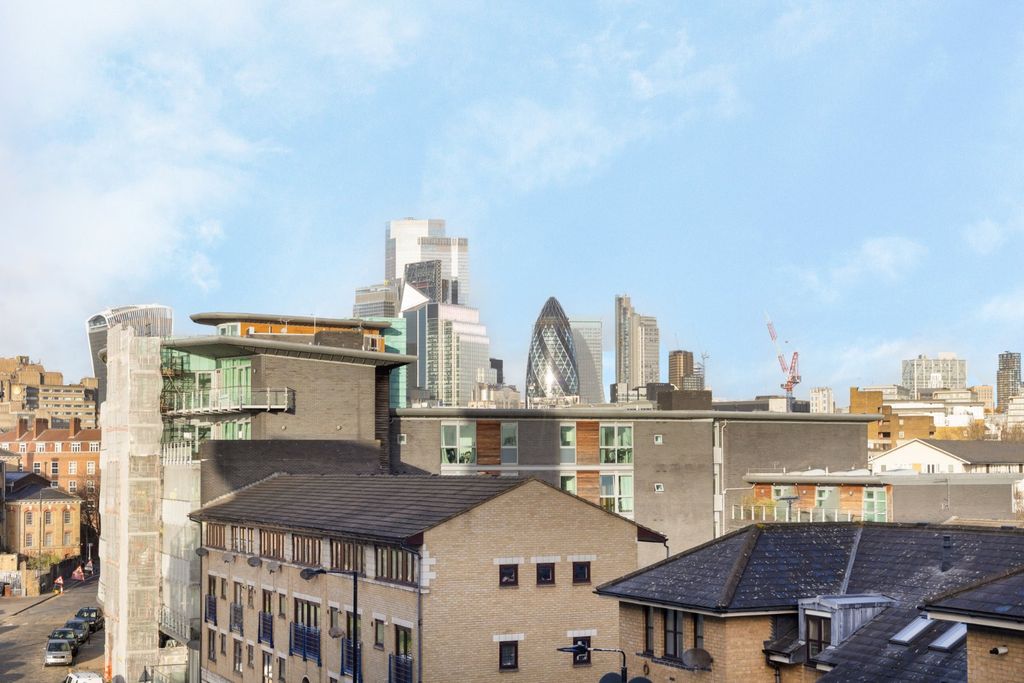 Property photo 2 of 13 Picture No. 22