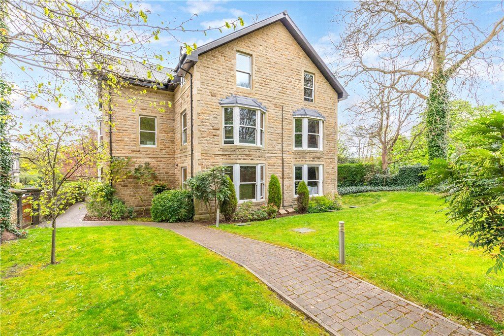 Property photo 1 of 7 Grosvenor Lodge