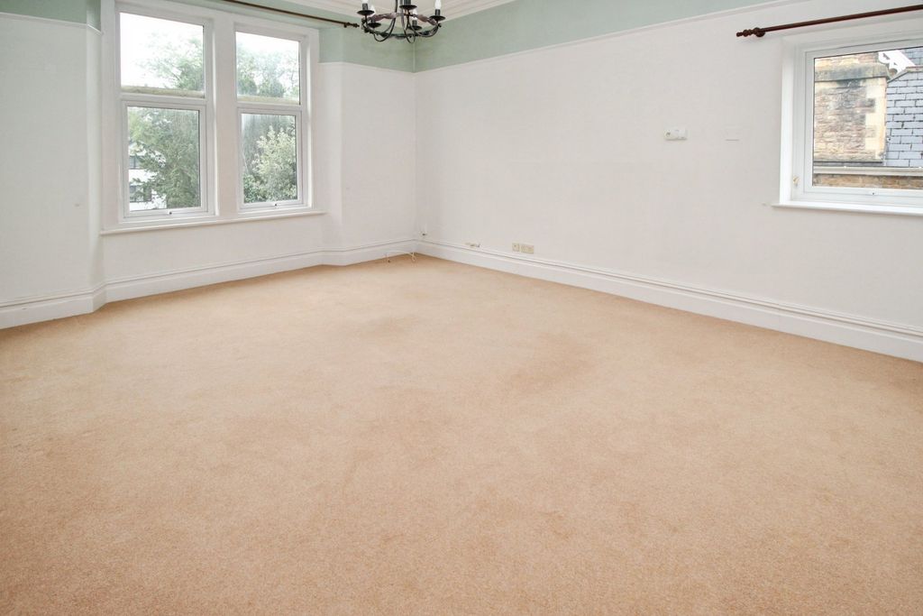 Property photo 2 of 11 Living Room