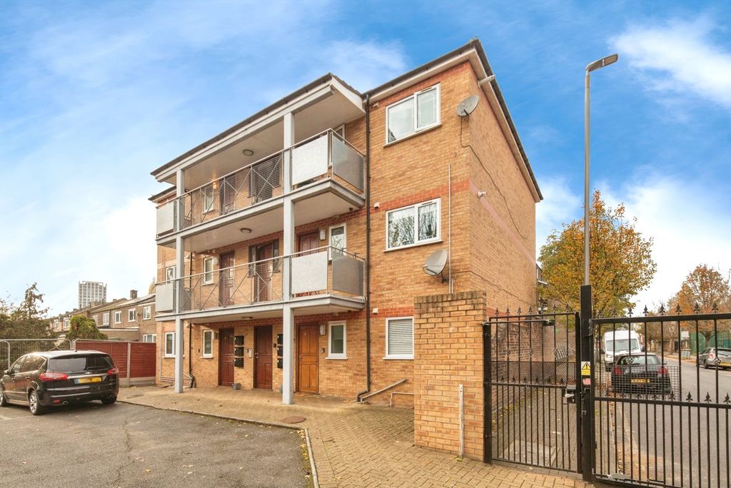 Property photo 1 of 17 Photo