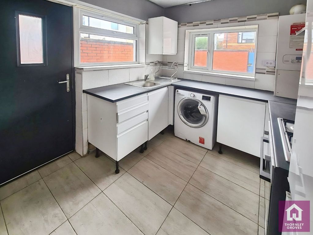 Property photo 3 of 15 Picture No. 01