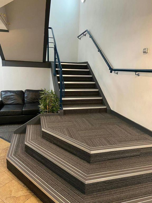 Property photo 3 of 18 Staircase.Jpg