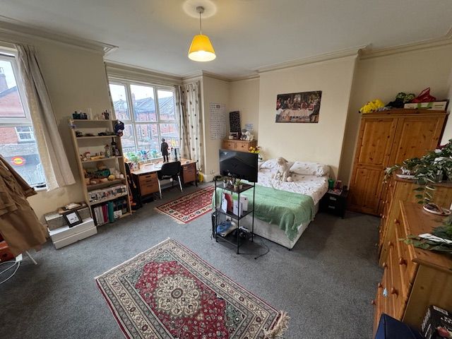Property photo 3 of 9