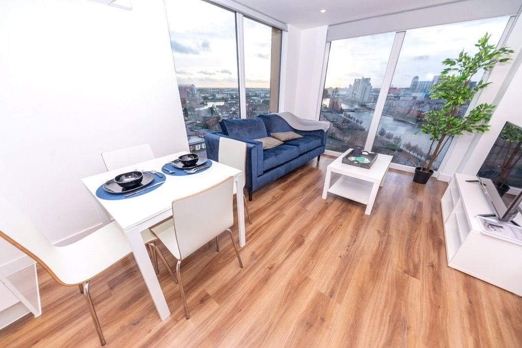 Property photo 3 of 13 Picture No. 05