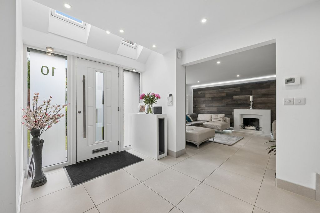 Property photo 3 of 42 5032304