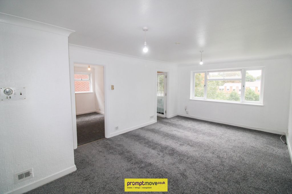 Property photo 1 of 13 Na
