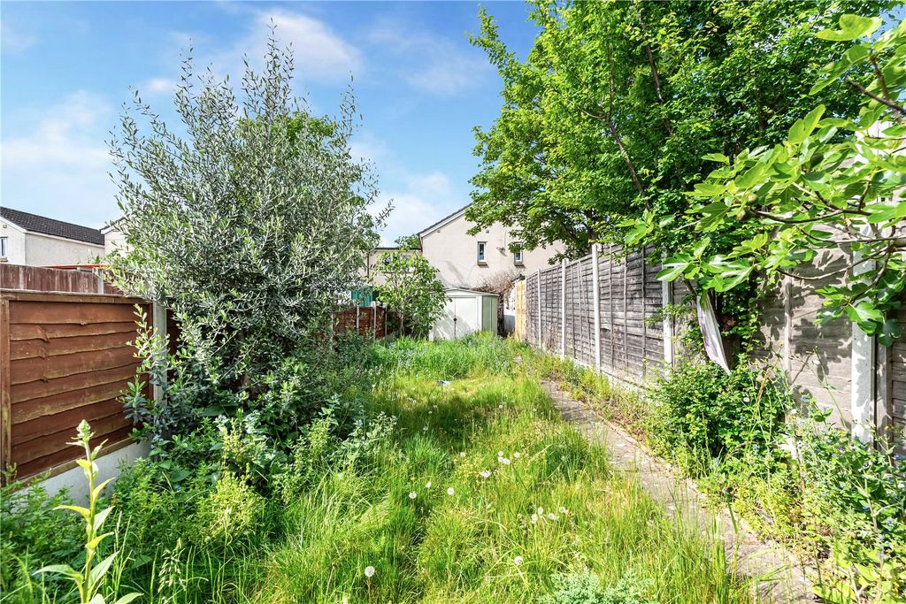 Property photo 3 of 17 Picture No. 12