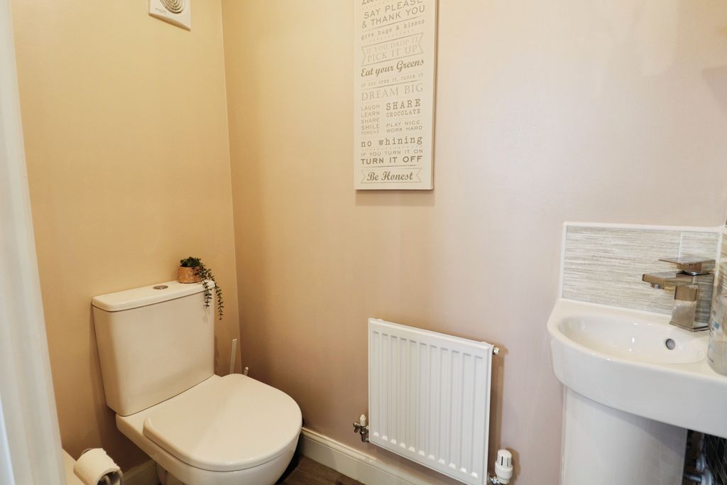 Property photo 2 of 29 Img_0485