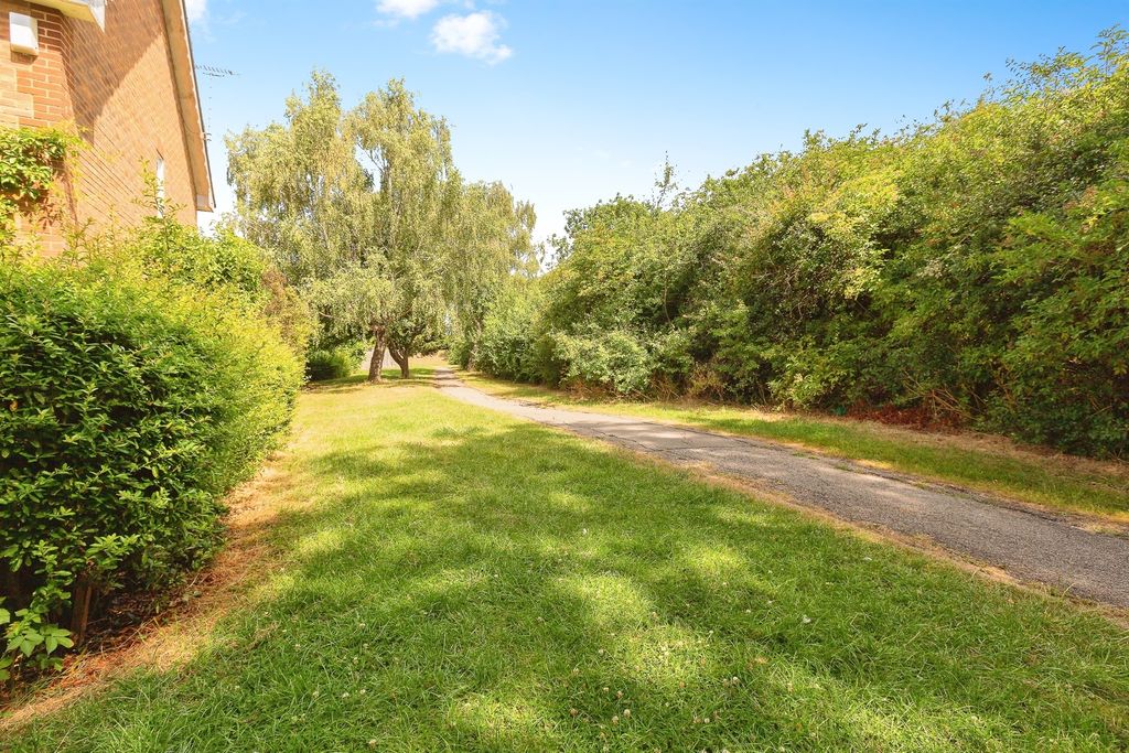 Property photo 3 of 17