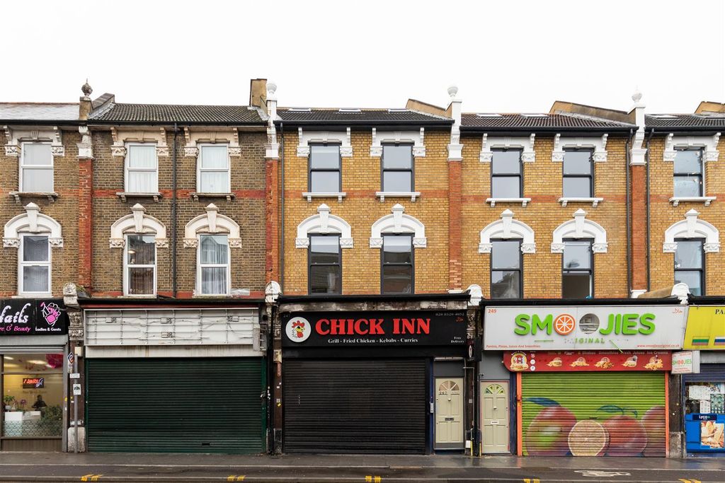 Property photo 3 of 8