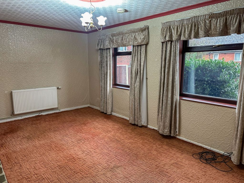 Property photo 3 of 20 Picture No. 06