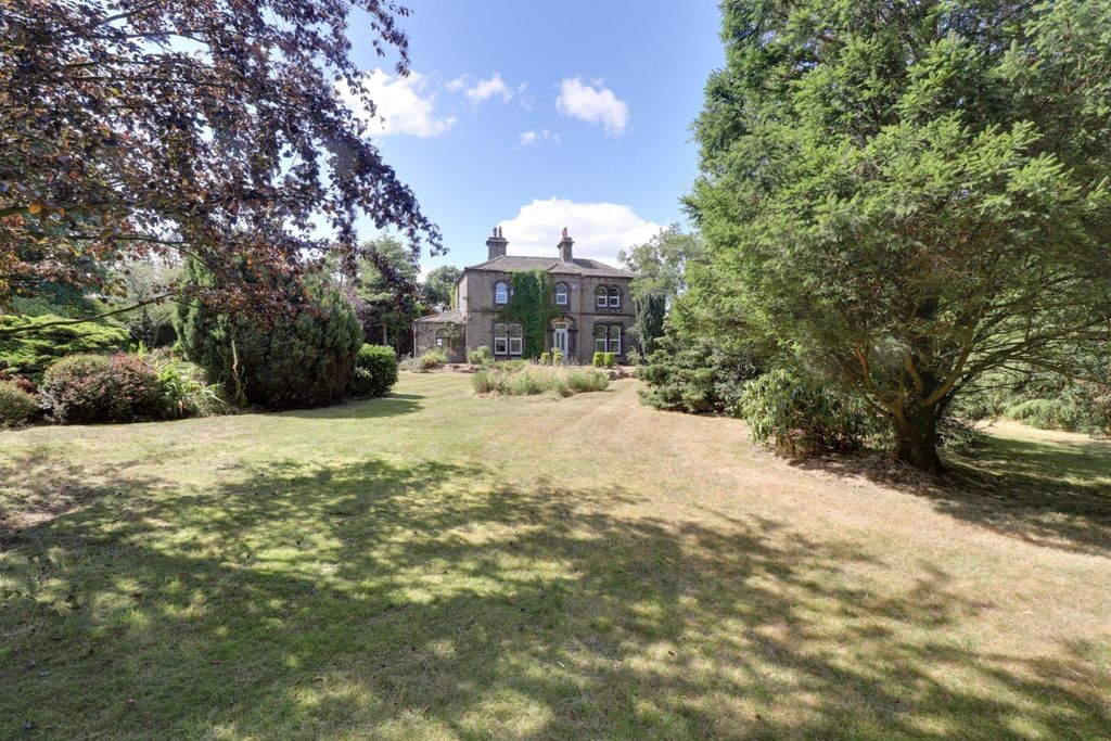 Property photo 1 of 38 Front