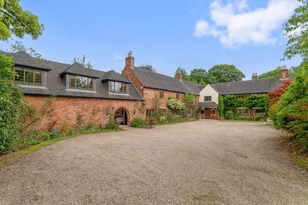 Property photo 1 of 50
