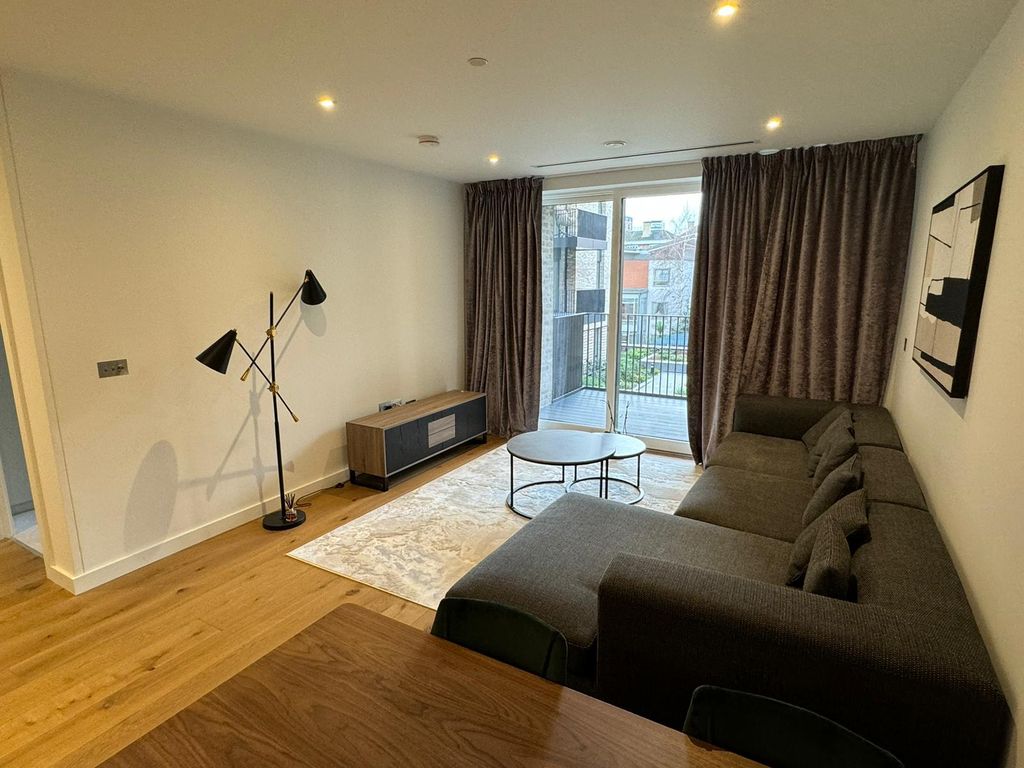 Property photo 2 of 13