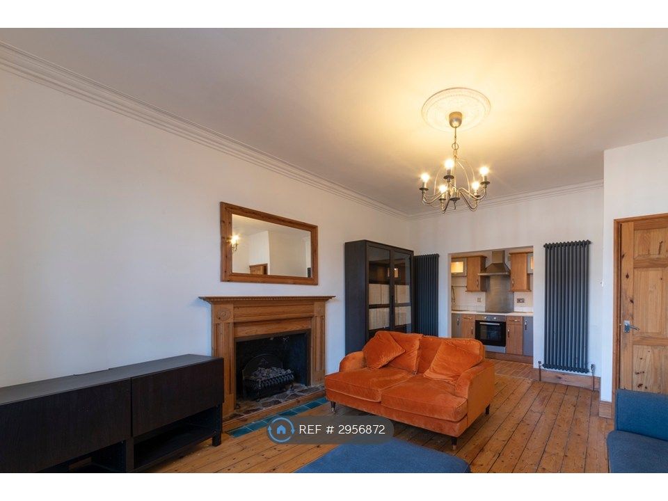 Property photo 3 of 22