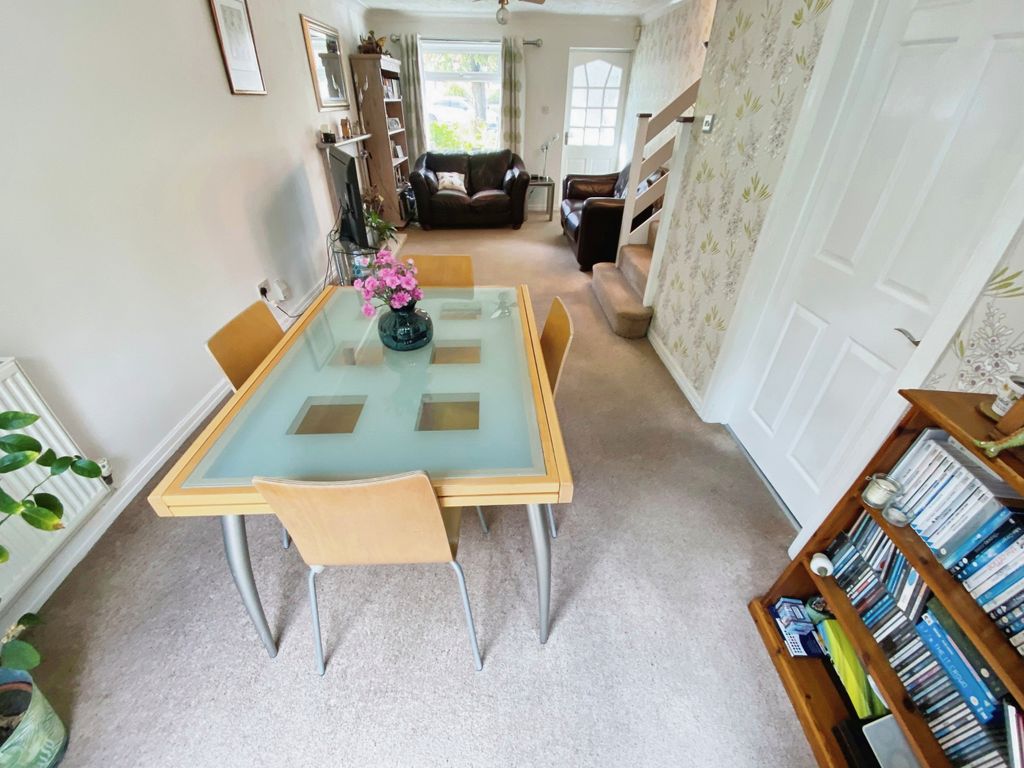 Property photo 3 of 14