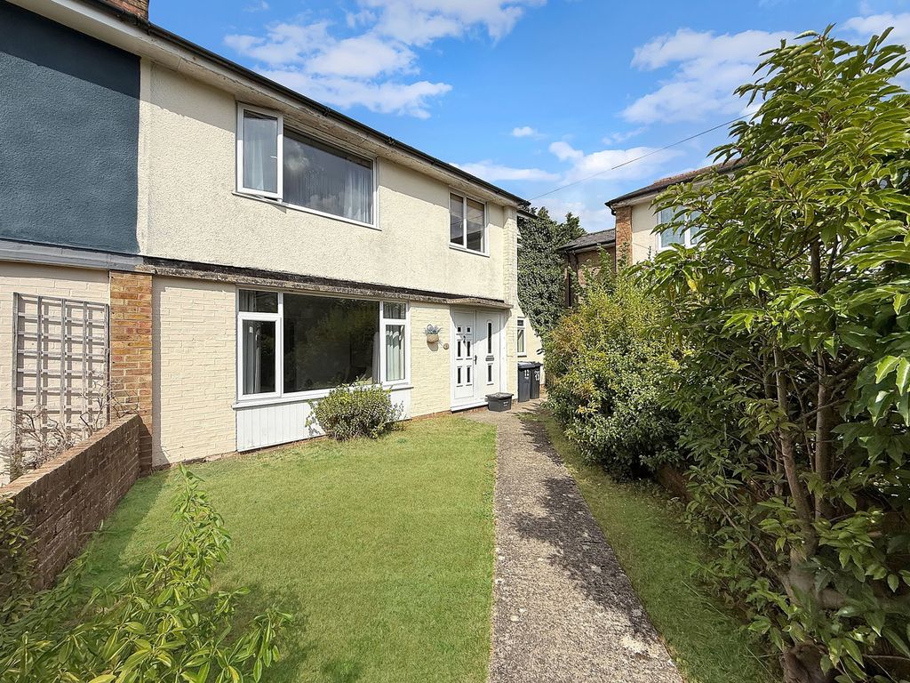 Property photo 1 of 34