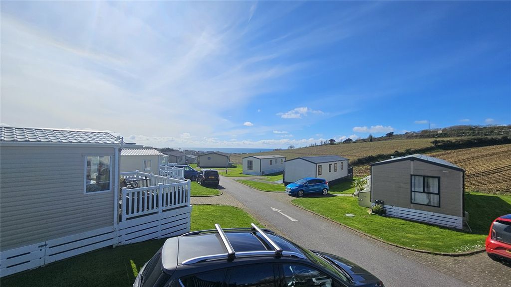 Property photo 3 of 21 Picture No. 08