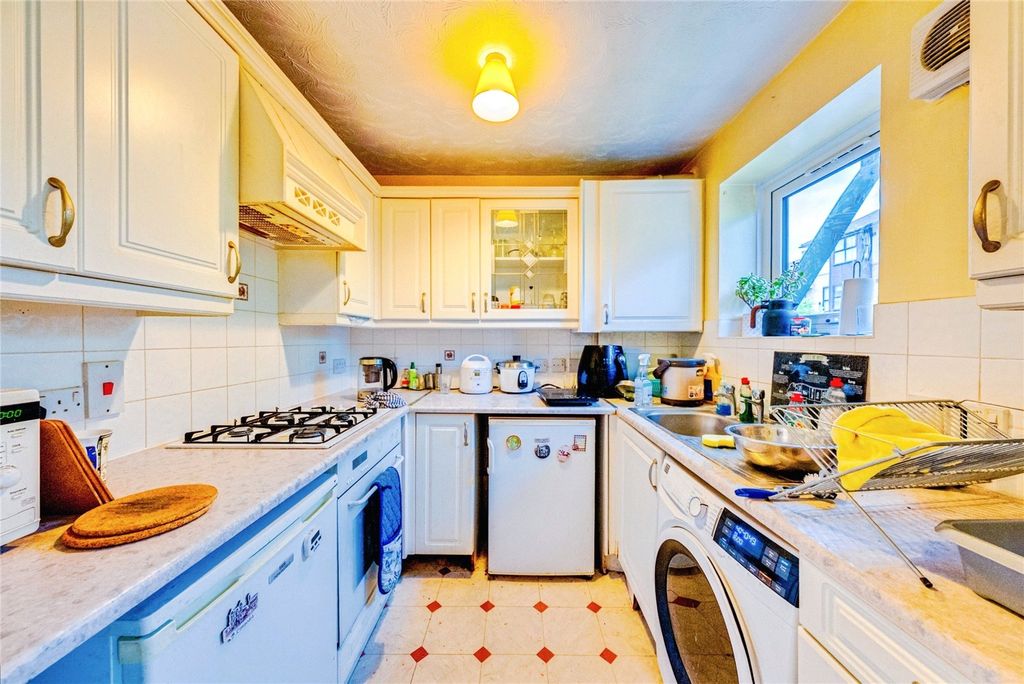 Property photo 2 of 16 Picture No. 08