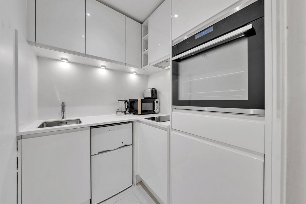 Property photo 3 of 11 Picture No. 05